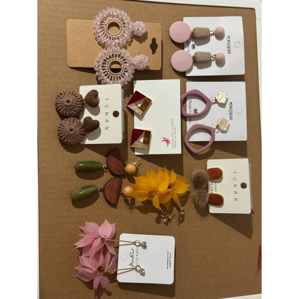 Beonon Earrings Set for Women 9 Pairs Dangle & Stud Earrings Assorted Styles